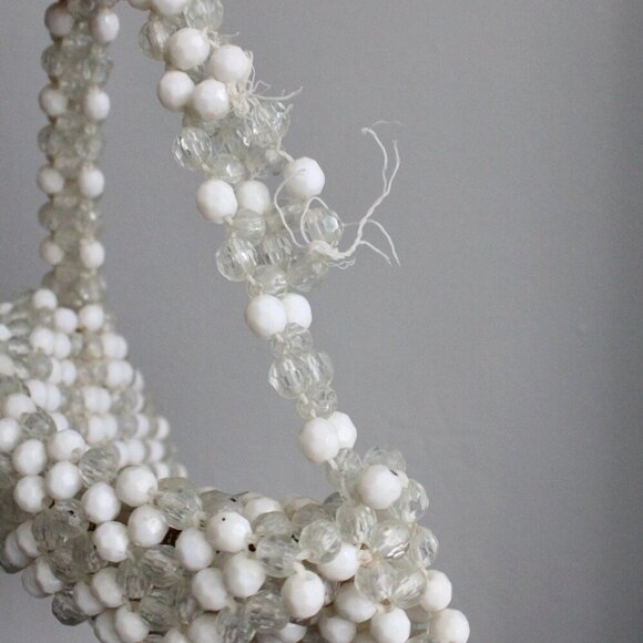 Vintage 1960s Clear & White Plastic Beaded Evening Party Handbag Purse - Picture 4 of 5